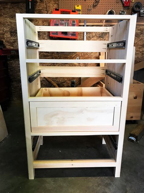 diy  drawer dresser myoutdoorplans  woodworking