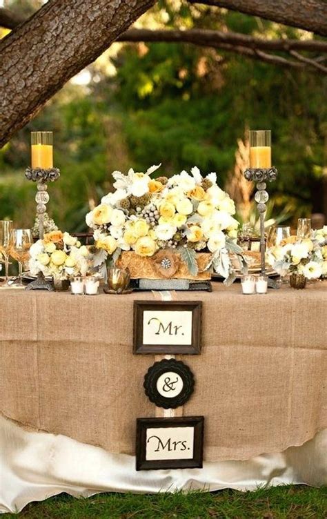 20 Rustic Country Wedding Head Sweetheart Table Ideas