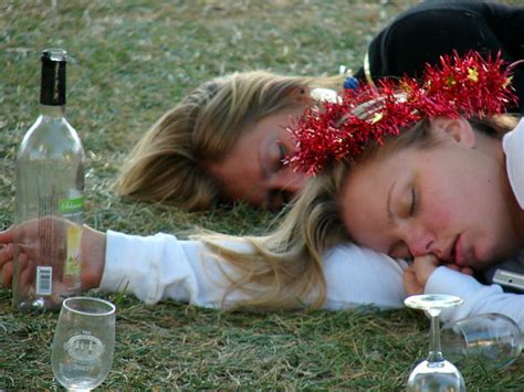 Passed Out Wine Girls At The Maryland Wine Festival Flickr