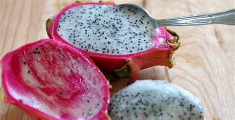 Dragon fruit is both colorful and delicious. Dr Grub » How to eat a dragon fruit