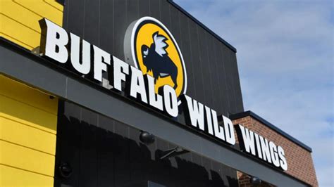 Buffalo Wild Wings Employees Fired After Allegedly Accommodating Racist Customer Good Morning