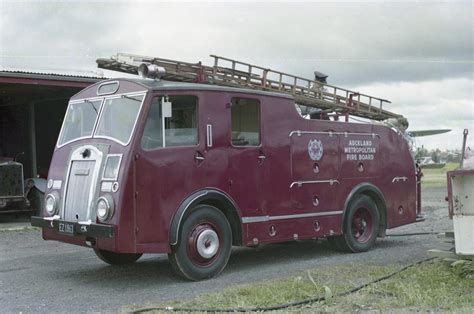photograph of dennis f8 fire truck museum of transport and technology new zealand