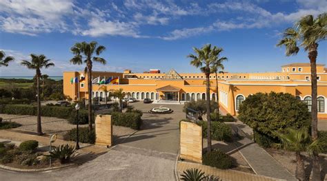 Das team von riu hotels & resorts heißt sie herzlich willkommen im hotel riu chiclana! Melia Sancti Petri
