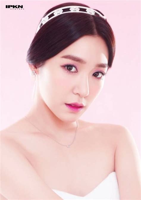 Girls Generation S Tiffany Is A Pink Princess For Ipkn Girls Generation Snsd Photo