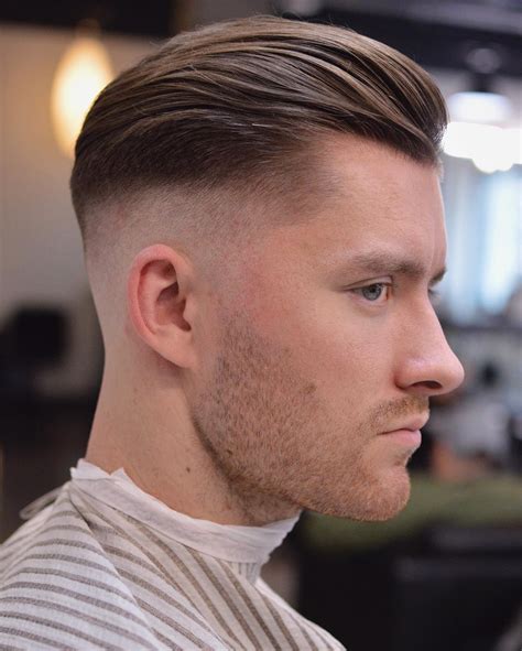 Sep 07, 2020 · this style can be dressed up, but only to a certain extent; Best Men's Haircuts + Hairstyles For A Receding Hairline