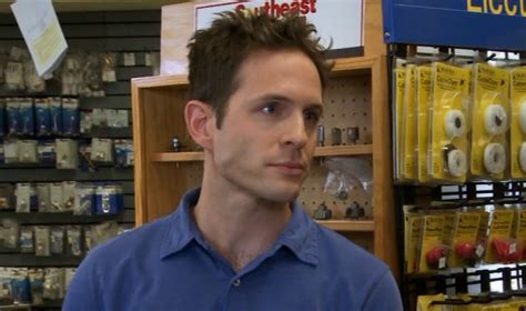 Dennis Might Return To Its Always Sunny In Philadelphia In A Move