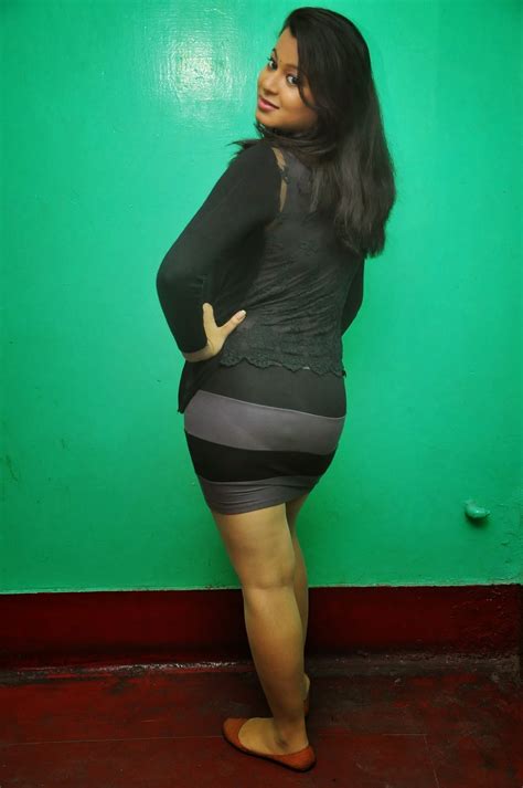 Asmitha Hot Thighs Stills Photos At Iyakunar Tamil Movie Launch Porn