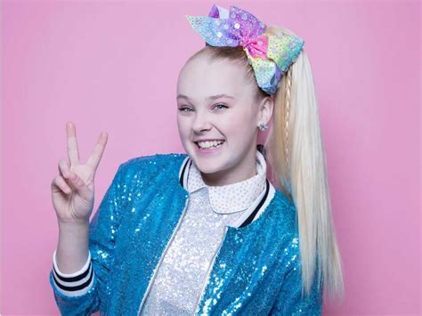 Jojo Siwa Jojo Siwa Opens Up About Her Sexuality After Coming Out Entertainment Tonight