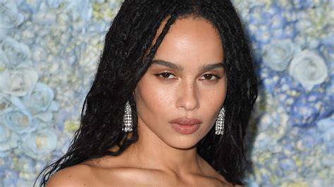 Zoe Kravitz As Catwoman Jason Momoa Stoked For Stepdaughters Role