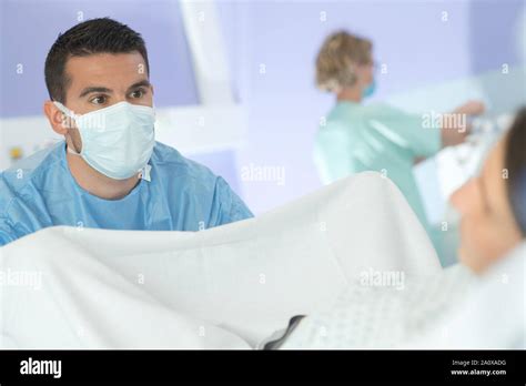 Woman Giving Birth In Hospital Hi Res Stock Photography And Images Alamy