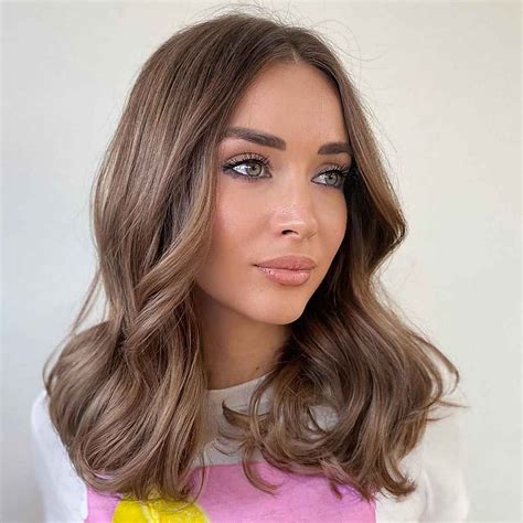 23 Best Medium Brown Hair Colors For Every Skin Tone In 2022