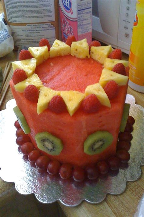 20 healthy birthday cake alternatives. Pin by elizabeth free on Treats | Fruit birthday cake ...