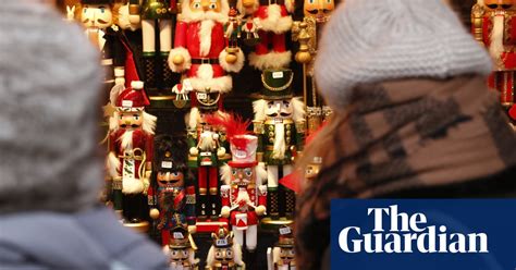 Edinburgh Hots Up For Hogmanay In Pictures Uk News The Guardian