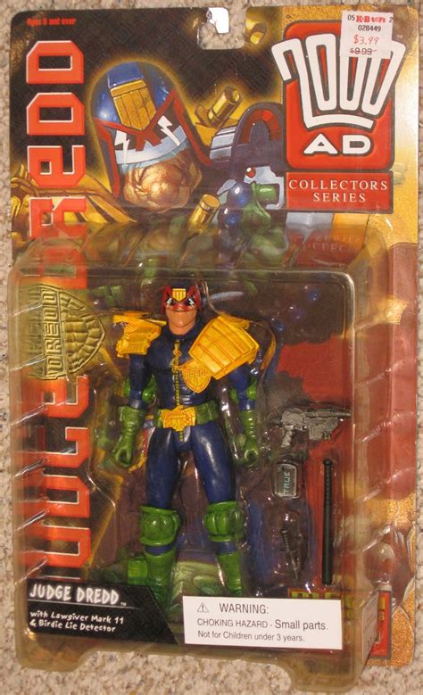 The Toyseum: JUDGE DREDD - Re:Action Mega Action Figures review