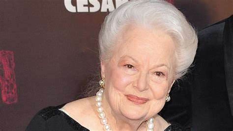 Olivia De Havilland Just Turned 103—heres Why Were In Awe Of Her