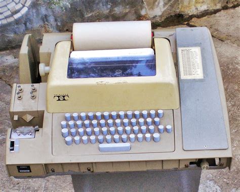 Telex Teletype Asr 33 Circa 1963 Kantoor