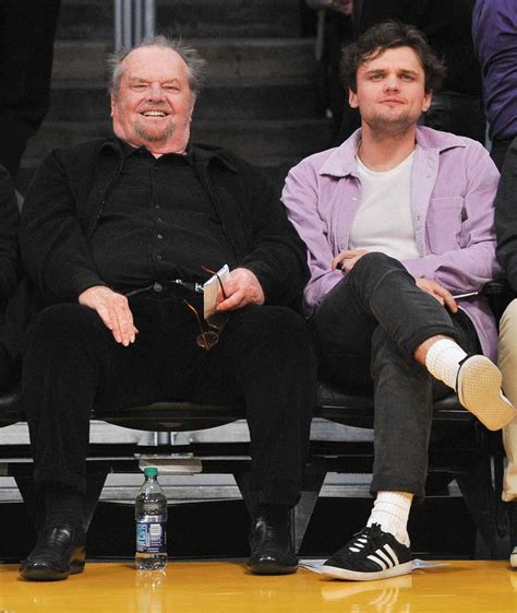 Jack Nicholson 81 Son Ray 26 Cheer On The Lakers