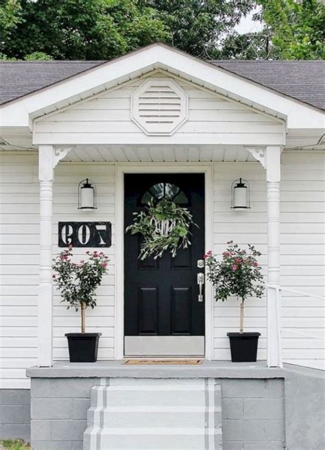 21 Cool And Beautiful Tiny Home Front Porch Design For Inspiration