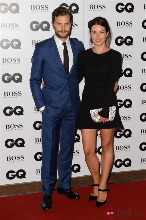 So proud of these three glorious. Jamie Dornan y Amelia Warner en los Premios GQ Hombres del ...