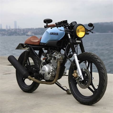 Hi all i left an introductory message saying who i am and so on and so forth but i put in the message im cafe racing an yamaha sr125 and that i wanted to keep the cost down and keep the budget under £350. Pin on yamaha ybr 125 cafe racer