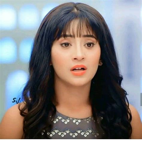 Pin By Aarohi Rajput On Kairalovers Beautiful Hair Shivangi Joshi