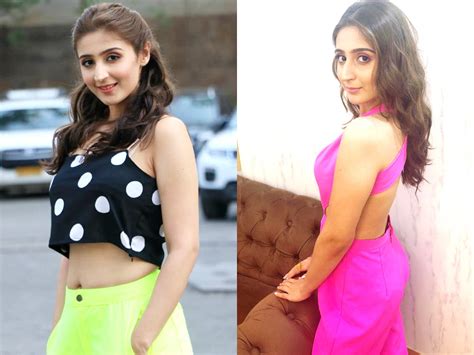 Singer Dhvani Bhanushali Of Vaaste Fame Is An Instagram Cutie You Can