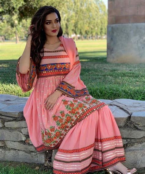 Pin By Angel On Afghan Dresses In 2020 Afghan Clothes Afghan Fashion