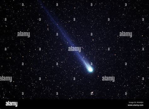 Comet 1996 B2 Hyakutake Hi Res Stock Photography And Images Alamy