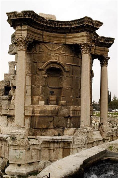 Temple Of Venus Baalbek Lebanon Ancient Architecture Architecture