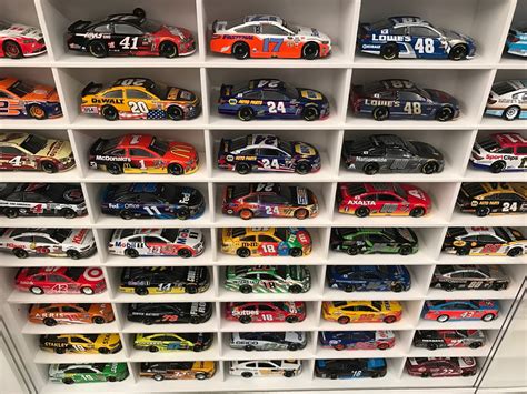 Guest Post: Lionel Racing’s Nascar models in 1/64, by Guillaume