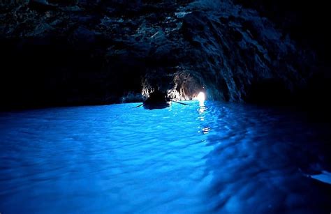 The Grotta Azzurra Italys Amazing Blue Grotto