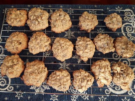 Store in a loosely covered container for up to 3 days. Chinese Five-Spice Oatmeal Raisin Cookies Recipe | Allrecipes