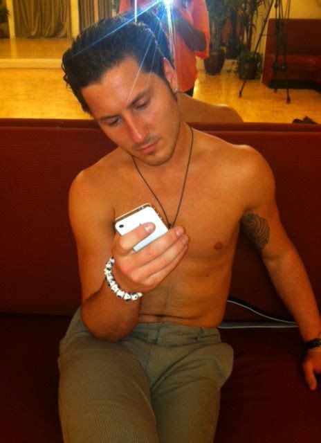 S14 Val Chmerkovskiy Goes Shirtless Behind The Scenes At Dwts Practice Val Chmerkovskiy