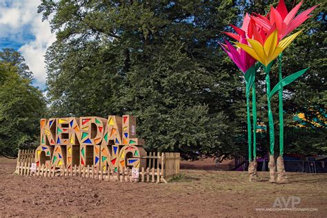 It features pioneering contemporary music and art alongside traditional rural entertainment. In Pictures : Kendal Calling 2017 - How to run a festival.