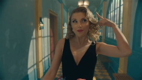 Taylor Swift releases colorful new song, video called 'ME!' - ABC13 Houston