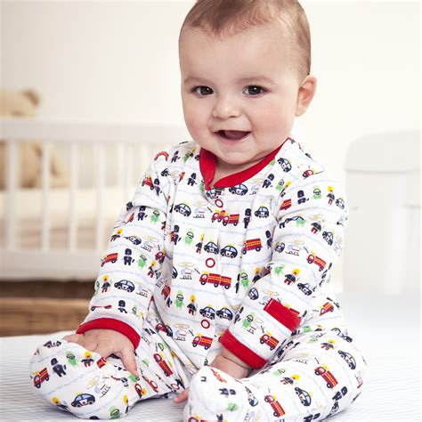 Pijama Para Bebés Con Estampado Bomberos Shopmami