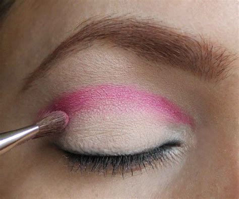 Step By Step Tutorial Smokey Pink Cut Crease Eyeshadow