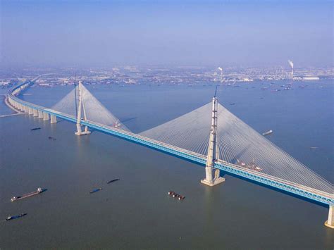Shanghai Sutong Yangtze River Highway Railway Bridge And Opened For