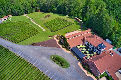 Potomac Point Winery Vineyard Wedding Venues Stafford Virginia