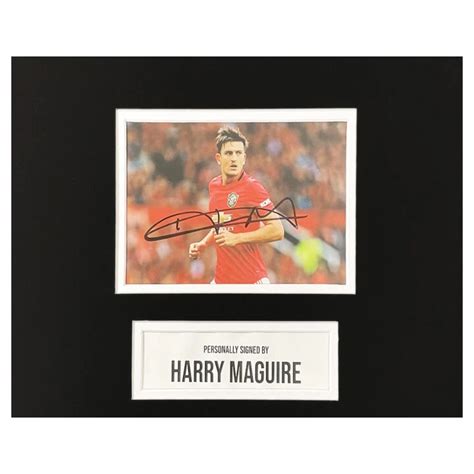 Signed Harry Maguire Photo Display 10x8 Manchester United Icon Autograph