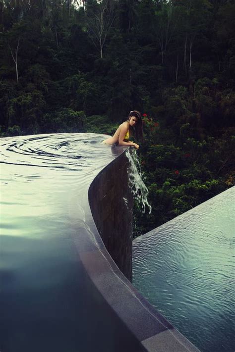 11 Most Amazing Swimming Pools You Must See
