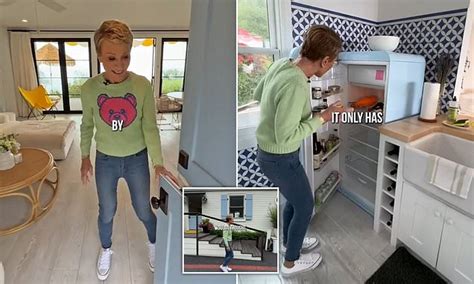 Shark Tank Star Barbara Corcoran Shows Off Her 1 Million MOBILE HOME