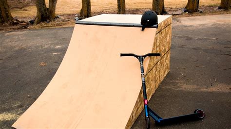 how to build a quarter pipe for scooters