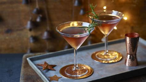 From peppermint to cranberry sauce, these festive christmas martini recipes are so easy, they'll 17 christmas martinis to make for the holidays. Christmas Martini recipe - BBC Food