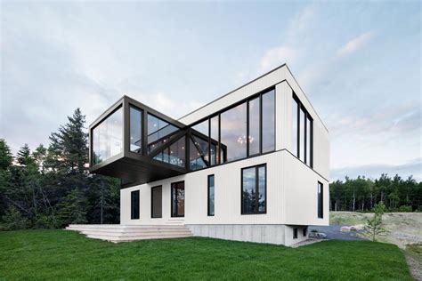 An Amazing Modern Chalet With 360 Degree Views In Quebec