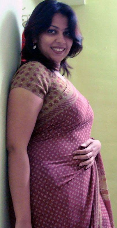 Hot Desi Beautiful Stunning Aunty From Delhi In Saree Photos Hd Latest Tamil Actress Telugu