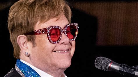 Inside Elton Johns Iconic Dodger Stadium Concerts