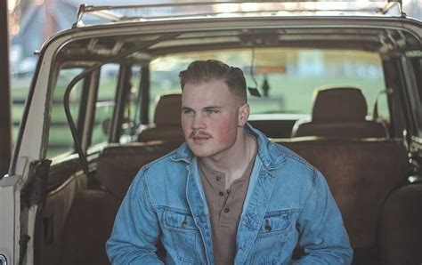 Zach Bryan Announces Upcoming Ep ‘quiet Heavy Dreams Whiskey Riff