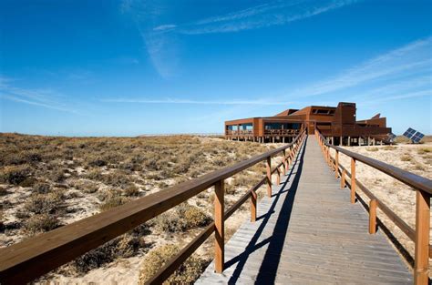 Suggested location to anchor your yacht: Ilha Deserta: The Complete Guide to The #1 Island of the ...