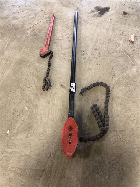 Lot Of 2 Asst Ridgid Pipe Chain Tongs Located At 2020 1st Ave Edson